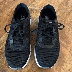Under Armour hover tennis shoes sonic 4